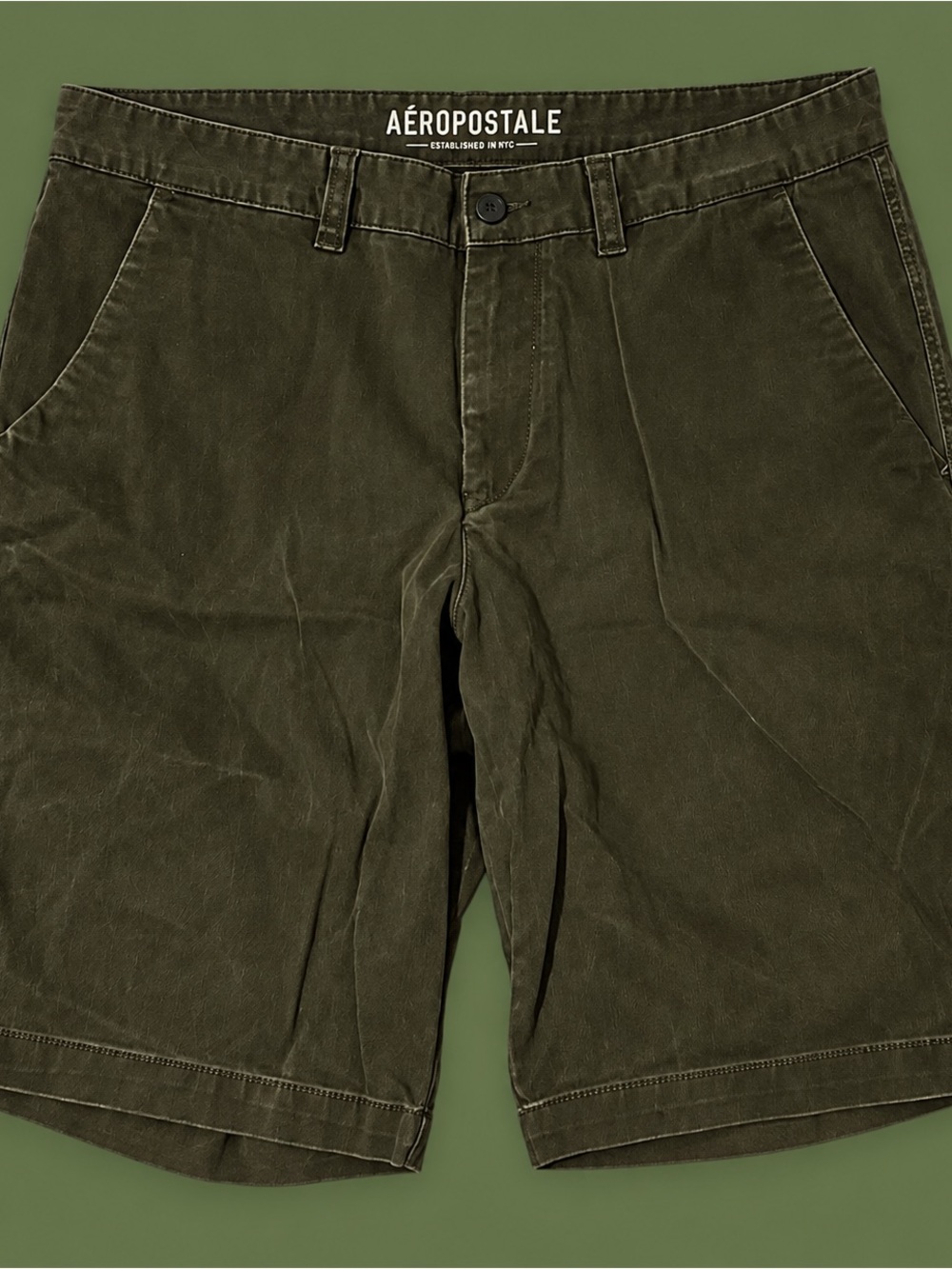 Aeropostale Men's Dark Olive Green Flat Front Shorts